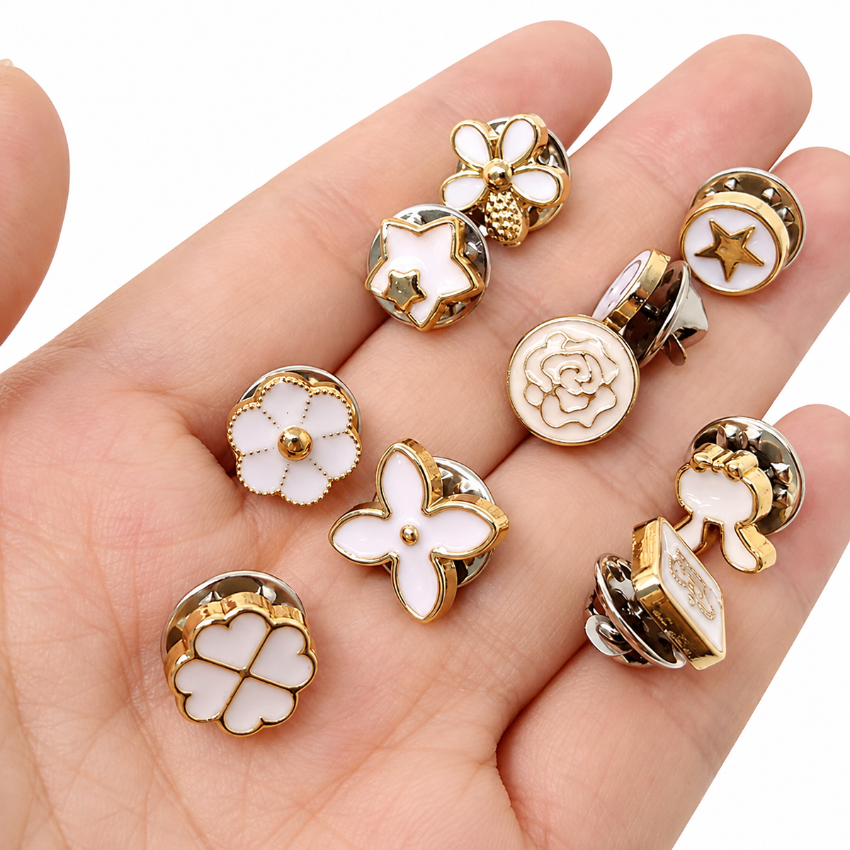 Decorative Wooden Buttons for Clothes (20 pcs)